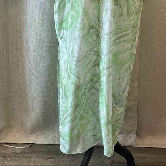 H&M WOMENS KAFTAN DRESS GREEN MARBLED V-NECK SIZE M - Picture 4 of 9